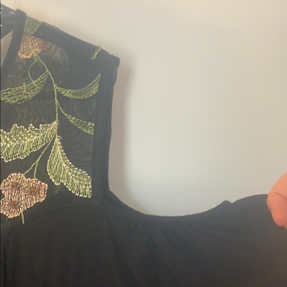 Open-Shoulder Mesh Blouse - Picture 3 of 5